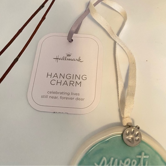 HALLMARK Hanging Charm Pet Ornament "Sweet Friend So Loved" New With Tag - Picture 5 of 8